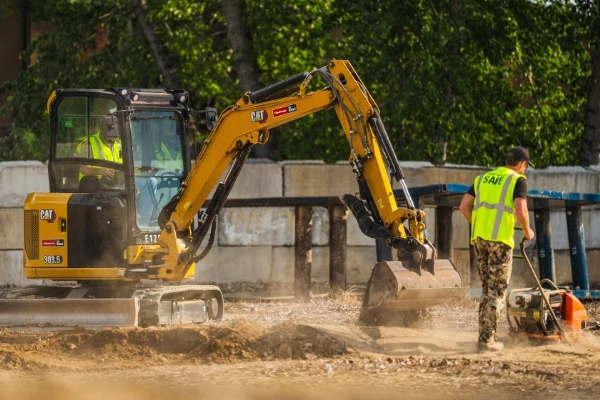 Cat Equipment Rentals at MacAllister Rentals